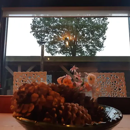 Bosrust & Bubbels - Met Hottub In Chalé