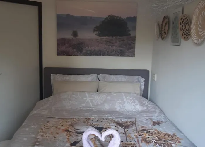 Bosrust & Bubbels - Met Hottub In