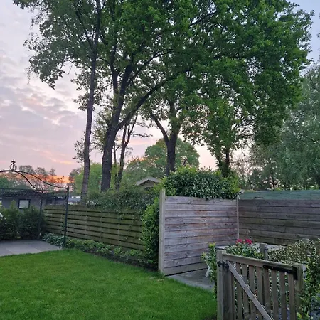 Bosrust&bubbels - Met Hottub In * Putten